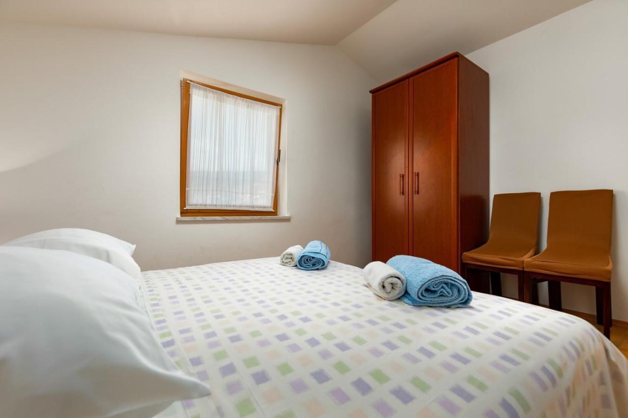 Apartments Pino ラバック エクステリア 写真